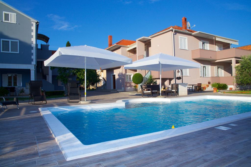 Antonija Apartments With Pool Biograd Na Moru Εξωτερικό φωτογραφία