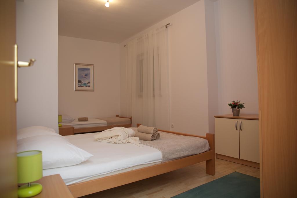 Antonija Apartments With Pool Biograd Na Moru Εξωτερικό φωτογραφία