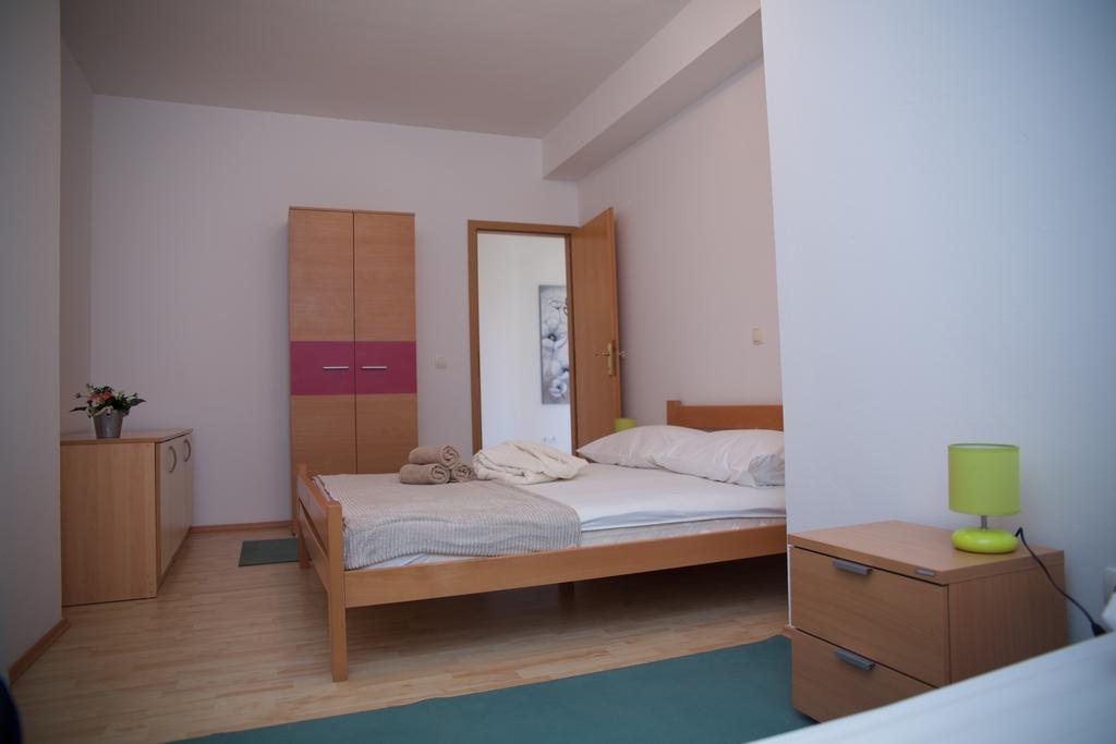 Antonija Apartments With Pool Biograd Na Moru Εξωτερικό φωτογραφία